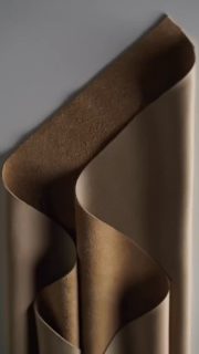 Lo que empieza en textura termina en calidad. Silla Guri.
Diseñado por ANDER LIZASO STUDIO
#sustainable #leather #furniture